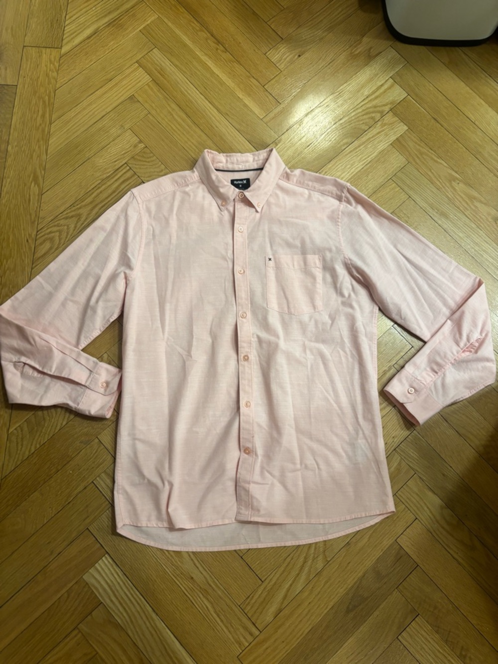 Hurley Classic Fit pink button down shirt